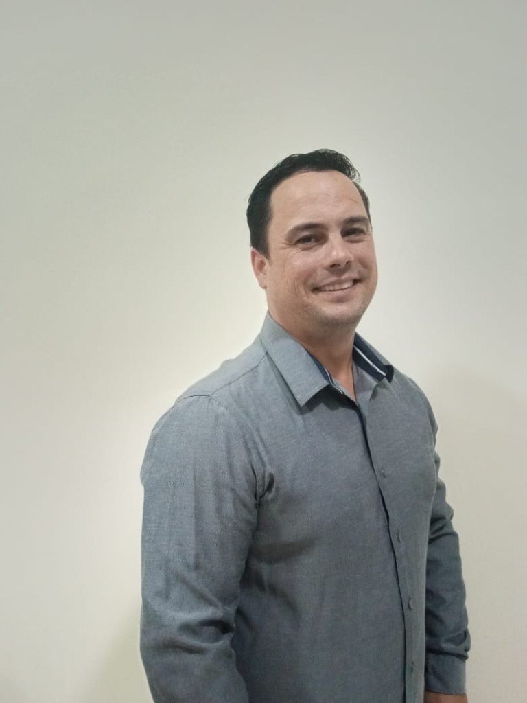 7042 geodir mentor photo Lanza2